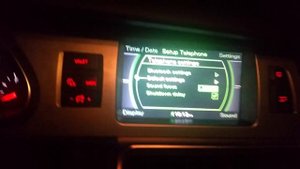 2007 audi q7 How to connect Bluetooth to your phone to make calls