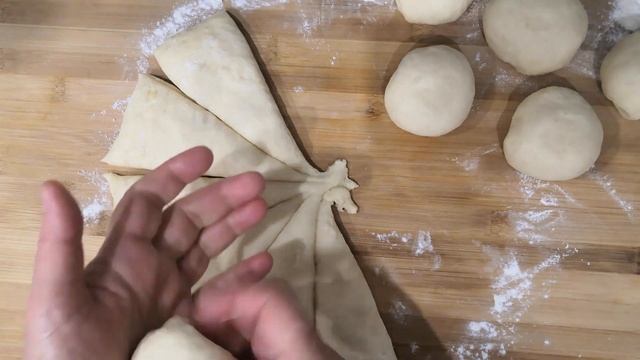 Печеные пирожки с яблоками! Сдобное тесто на сметане смотреть онлайн