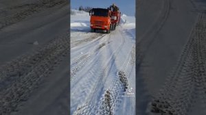 Выгрузка бурильной установки с полуприцепа "Политранс"