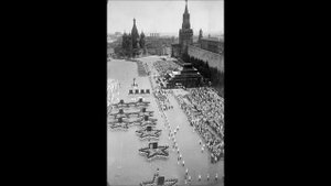 Песня Москва / Москва майская / Утро красит нежным светом - 1937г. (все 6 куплетов полностью)