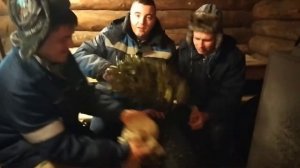 как вставлять шипы в покрышку