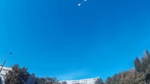 Купил Самодельный самолет. Летает очень высоко.