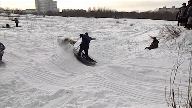 Зимние гонки на мотобуксировщиках 2012 ЧАСТЬ 2 смотреть онлайн