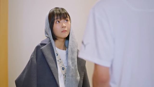 女主醉酒竟在男主面前脱衣服,男主緊張到咽口水 💖 中国电视剧