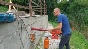 АЛМАЗНОЕ БУРЕНИЕ.Отверстия по ливнёвки часть 1