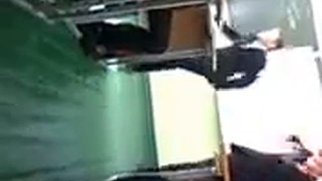 Два отличника танцуют ради пятёрки по географии смотреть онлайн