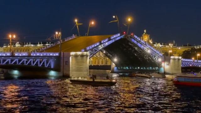 Питер 4К  Развод мостов.