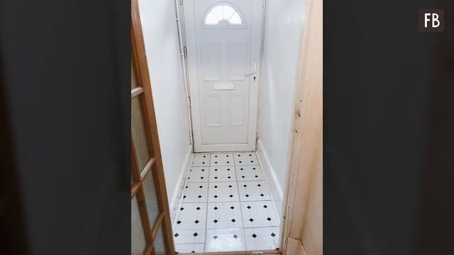 Купила виниловые наклейки и обновила страшный пол в прихожей. Результат радует смотреть онлайн