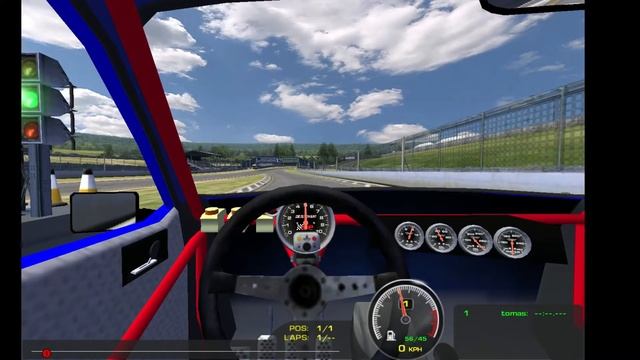 UN GIRO EN EL MONOMARCA RENAULT 12 смотреть онлайн