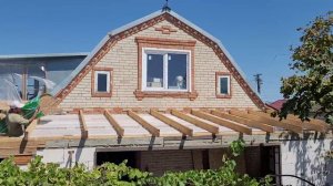 ОПЯТЬ ПОСТИГЛА НЕ УДАЧА ЧТО СЛУЧИЛОСЬ МЕНЯ ОПЯТЬ ПОДВЕЛИ ПОДШИВАЮ ПОТОЛОК СОВСЕМ ДРУГОЙ ВИД ДОМ ПРЕО