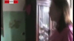 Бухая мать бьёт 2-месячного сына о шкаф Real Video. (новости)