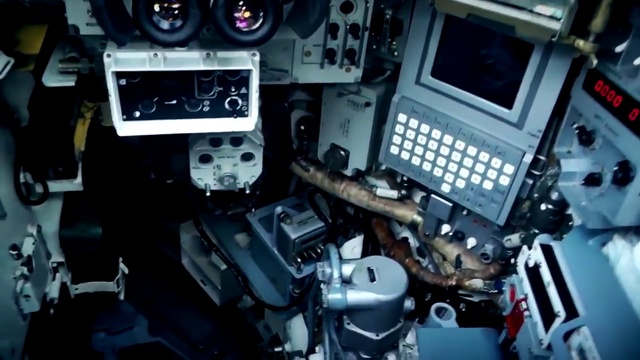 Надеюсь , ты понимаешь , что мне нужно две секунды, чтобы твой говённый танк вдребезги разнести смотреть онлайн