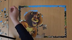 Step Puzzle  – Madagascar  – 560 pcs | Сборка пазла Step Puzzle "Мадагаскар" на 560 деталей