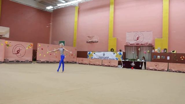 Чемпионат Черниговской обл. по художеств. гимнастике. 27-28.10.2018 Щербакова Даша 2005 обруч