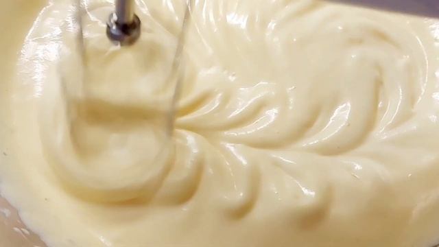 БИСКВИТ НА ОСНОВЕ ЯБЛОК! БЕСПОДОБНЫЙ РУЛЕТ С ТВОРОЖНЫМ КРЕМОМ! | ROTOLO DI MELE E CREMA DI RICOTTA! смотреть онлайн