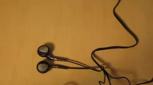 Geeky Headphones Phillips SHM-3100 Review133