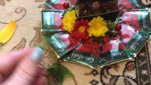 Сладкий подарок из конфет и чая; Упаковка