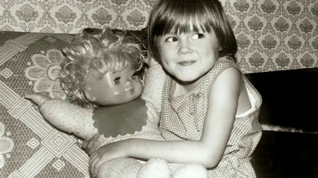 «Листая семейный альбом» ретро-фотогалерея семейных фотографий