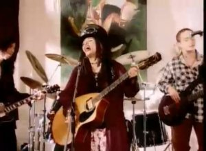 Linda Perry. 4 Non Blondes - "What's Up" (Что происходит?) 1992