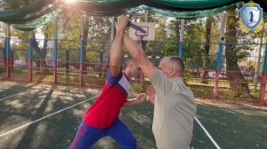 Защита от удара ножом сверху