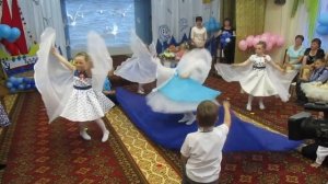 Танец "Чайка"выпуск 2016 МБДОУд/с №5 "Теремок"муз.руководитель Смирнова Е.Ю.