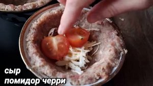 Беру ФАРШ, Яйцо и Луковицу и готовлю вкусный ужин.