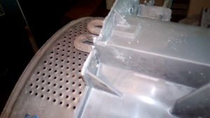 Как разрезать бак и заменить подшипники в стиральной машине Electrolux