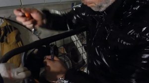 Установка экспедиционного багажника на Ниву Урбан с новыми опорами.