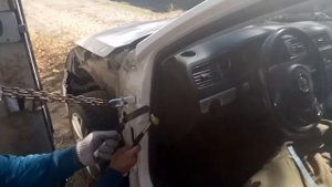PDR Jetta 6 front door loop pillar как самому вытянуть стойку и петли двери Part 2