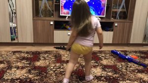 Лялечка танцует