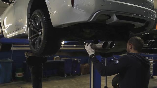 Акрапович ЭВО Х5М смотреть онлайн