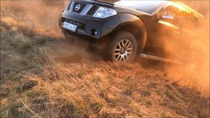 UAZ Hunter(2,7 бензин) против Nissan Pathfander(2,5 tdi) Кто победит? Посмотрим!