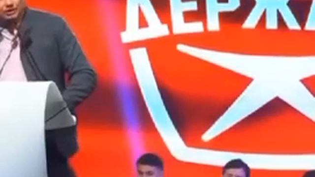 Стремаусов читает стихи Василя Симоненко.
