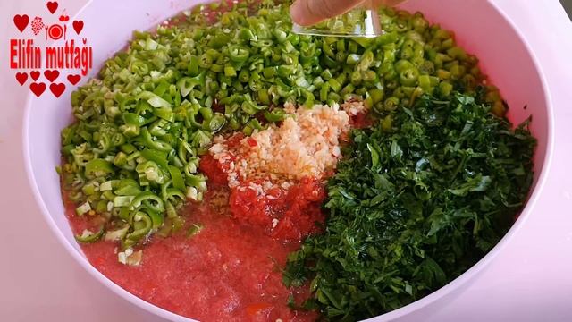 Kışlık acılı ezme turşusu tadan herkesin çok beğendiği enfes turşu смотреть онлайн