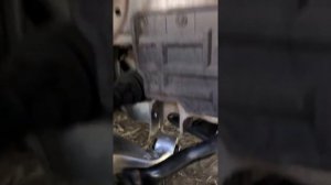 Замена переднего нижнего рычага Infiniti Q50/Control arm Infiniti Q50