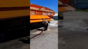 Как включить насос для подачи воды на ГаЗ 66 пожарка