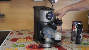 Кофеварка Kitfort КТ-703 - капучино