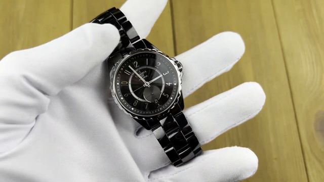 Швейцарские часы Chanel J12 H3836 смотреть онлайн