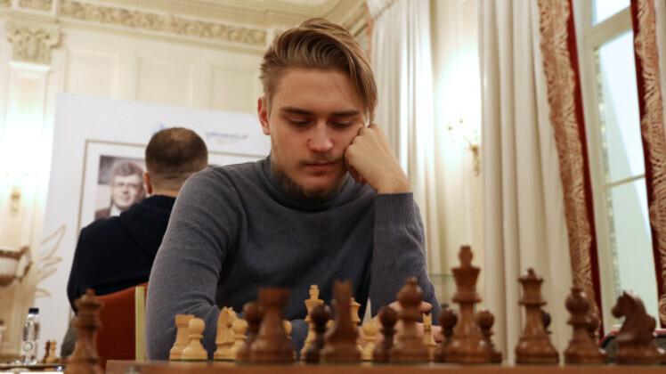 Вундеркинд из России выиграл ЧМ по шахматам