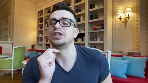 Резко клонит в сон на работе? Почему иногда очень хочется спать без причины?