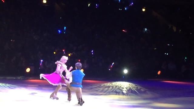 Disney On Ice 2018 Dare to Dream (Part One-Cinderella,Rapunzel and Belle) смотреть онлайн