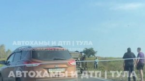 Водитель Infiniti погиб в жутком ДТП под Тулой: мужчину выбросило из машины