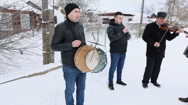 троїста музика вуд гурту Родина музика 2021 року