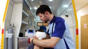 Десмургия. Повязка на оба глаза