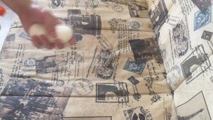 Крутой способ! Как почистить диван своими руками