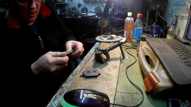 Априлия, клеим колодки смотреть онлайн