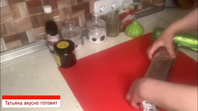 Сочная домашняя грудинка, приготовленная по особому рецепту. Juicy homemade brisket.