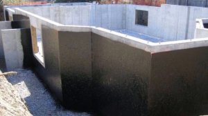 Что лучше? Цокольный этаж или подвал