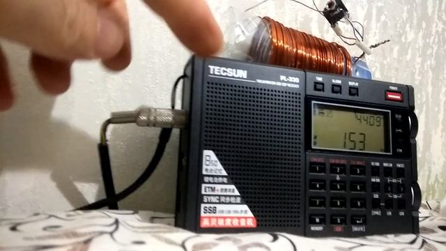 LW Tecsun PL 330 разное подключение антенн. смотреть онлайн