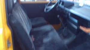 Volkswagen Transporter T3. Снимаем пассажирское сиденье.